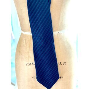 VTG Giorgio Armani Cravatte Royal Navy Blu Black Woven Striped Silk Acetate Tie